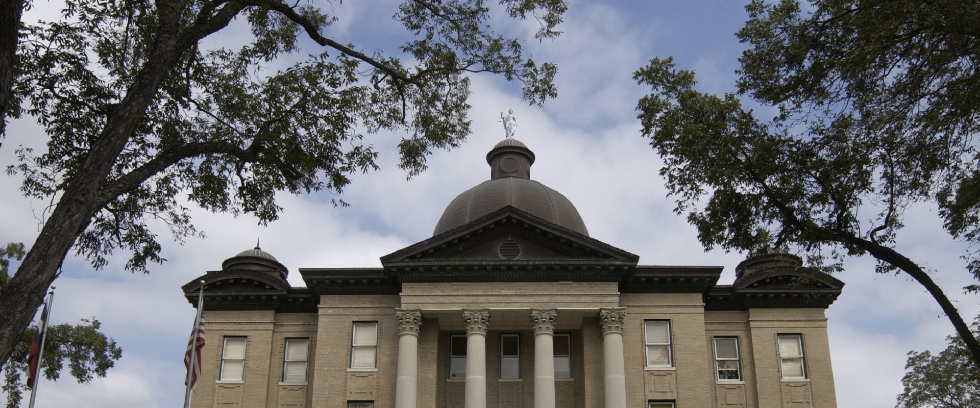 Where is the Hays County Performing Arts Center Located?